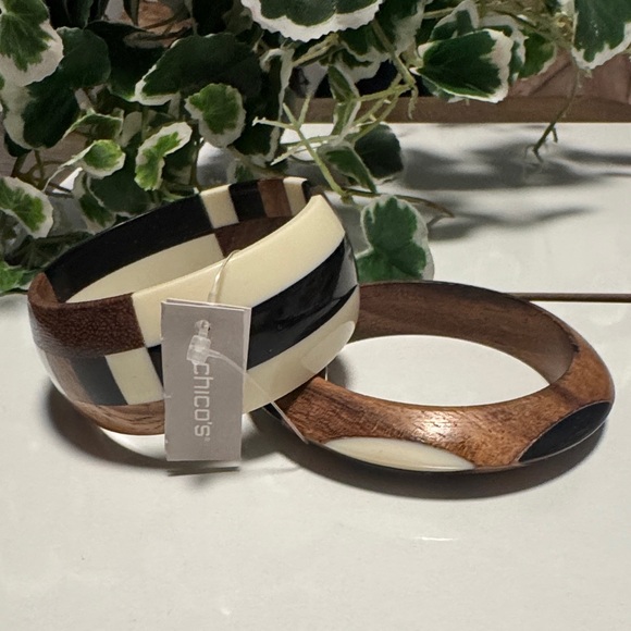 Chico's Black, Cream & Wood Inlay Bangle Set. (BR222) - Picture 2 of 14